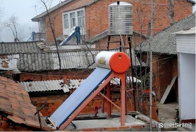 曾经大火的太阳能热水器如今为啥没人用了？它有哪些缺陷？必威(图1)